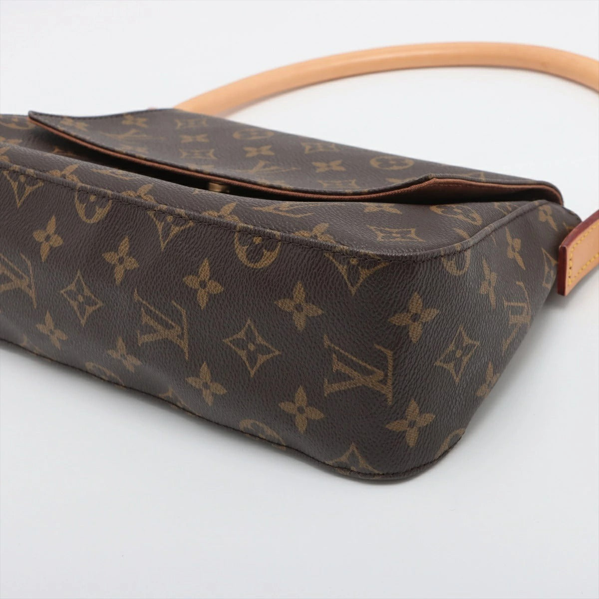 Louis Vuitton Monogram Mini Looping M51147 Shoulder Bag