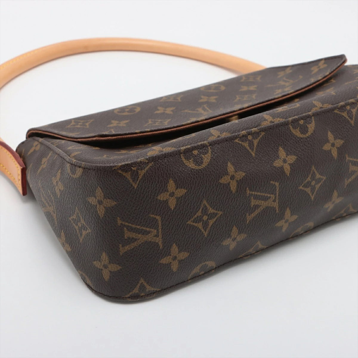 Louis Vuitton Monogram Mini Looping M51147 Shoulder Bag