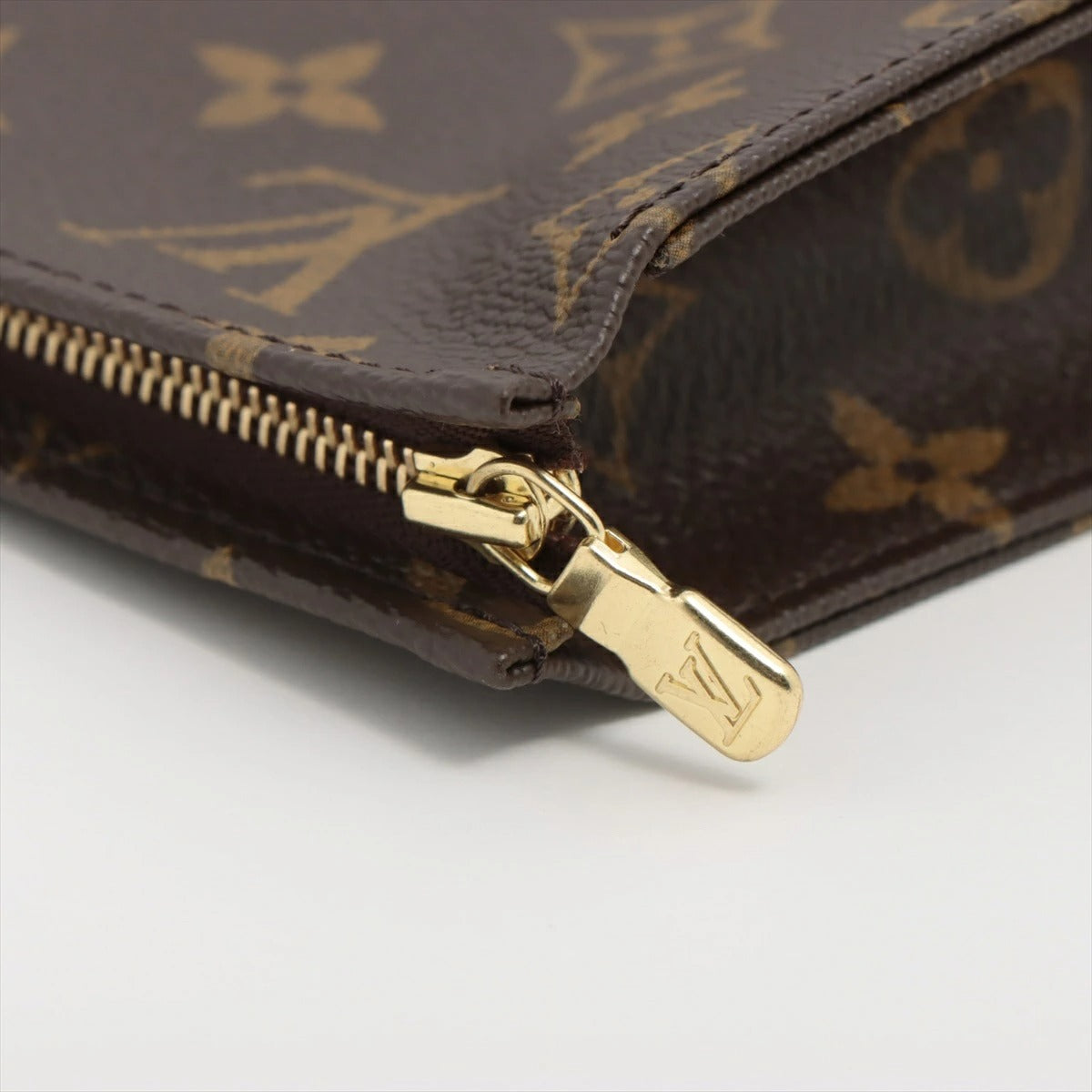 Louis Vuitton Monogram Poche Toilette 26 M47542 Clutch Pouch