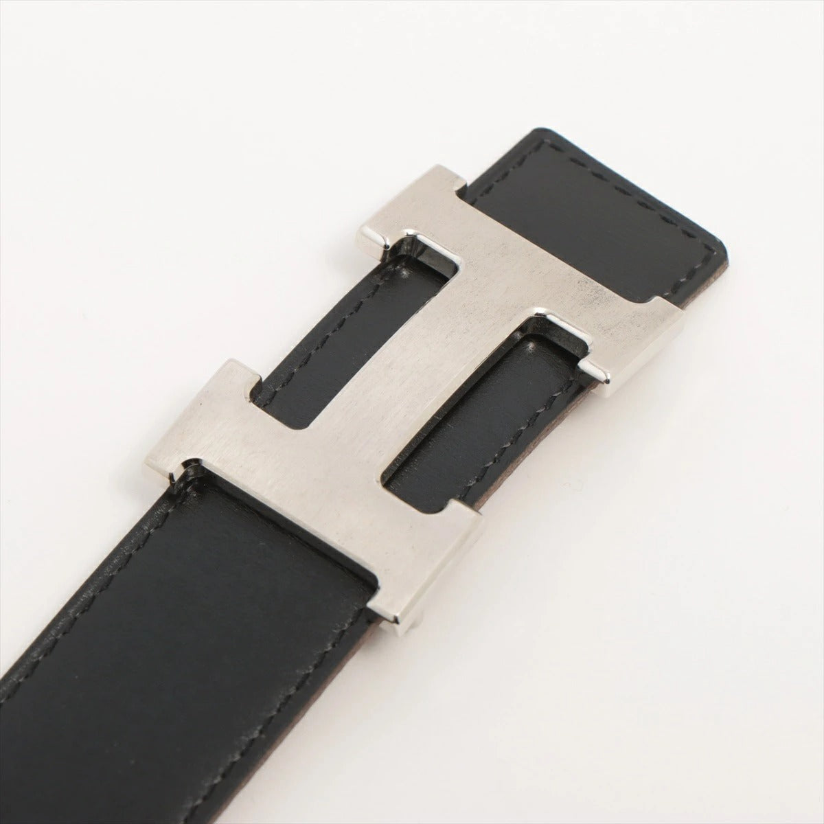 Hemès Constance H Belt, reversible, black/gold/silver, size 80