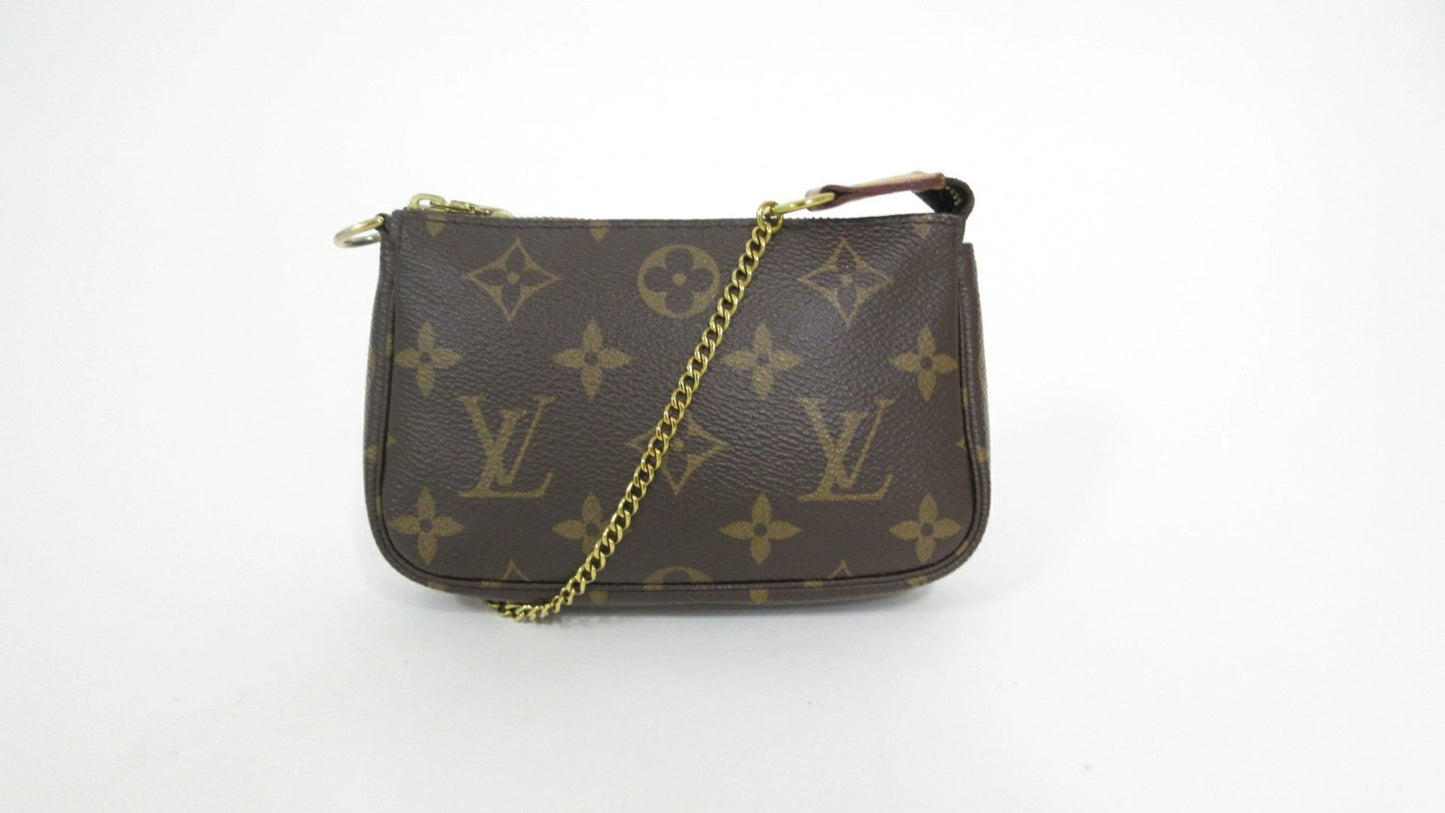 Louis Vuitton Monogram Mini Pochette Accessoires M58009