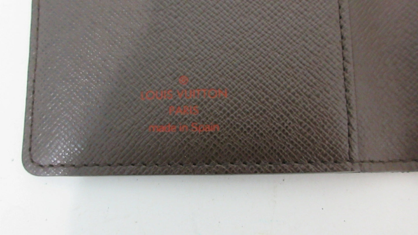 Louis Vuitton Damier Couverture Passport N60189