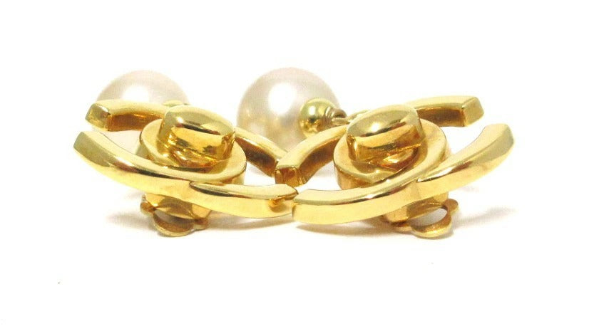 Chanel Coco Mark Turn Lock 96A Earrings