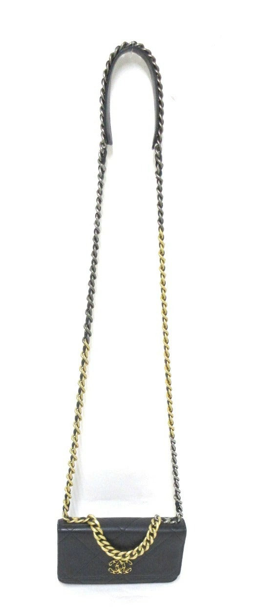 Chanel Chanel 19 Lambskin Chain Wallet, Black, 30s