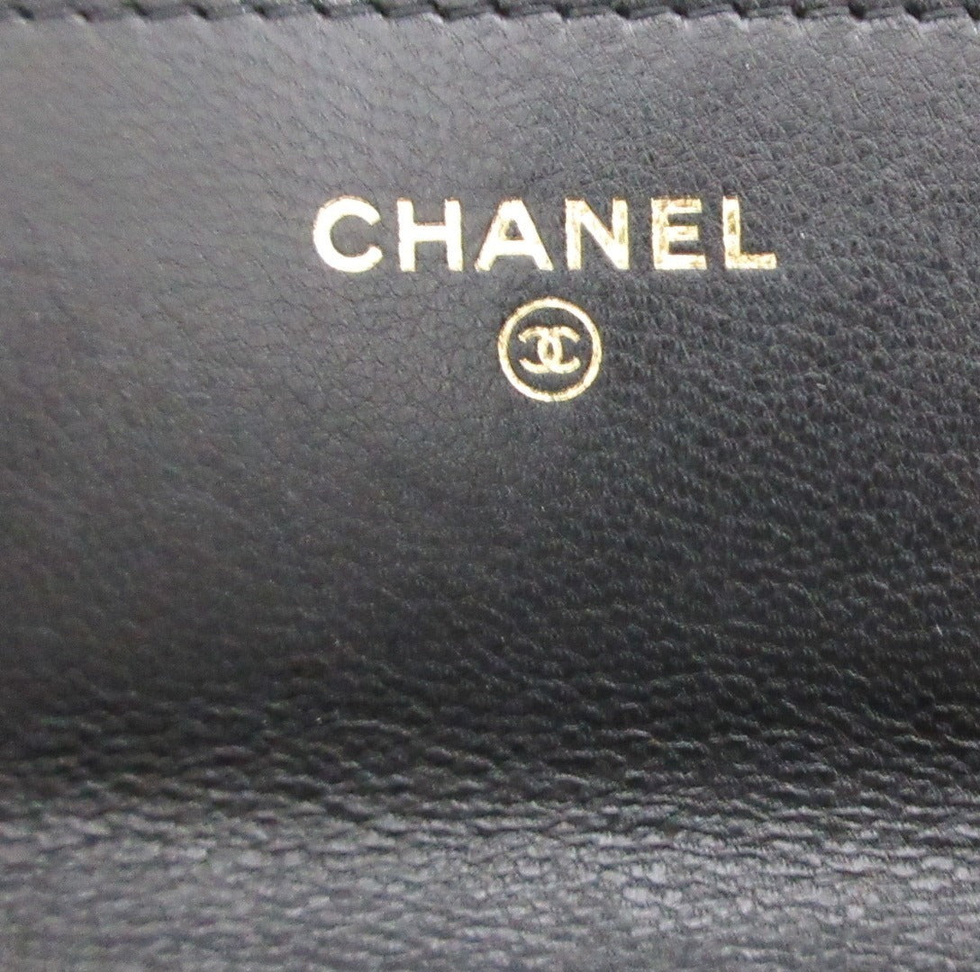 Chanel Chanel 19 Lambskin Chain Wallet, Black, 30s