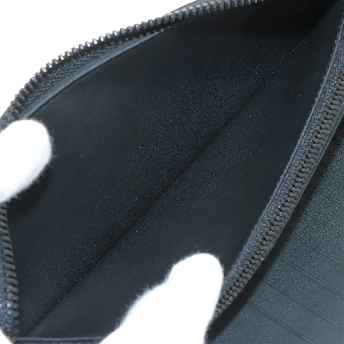 Louis Vuitton Shadow Zippy Wallet Vertical M62902