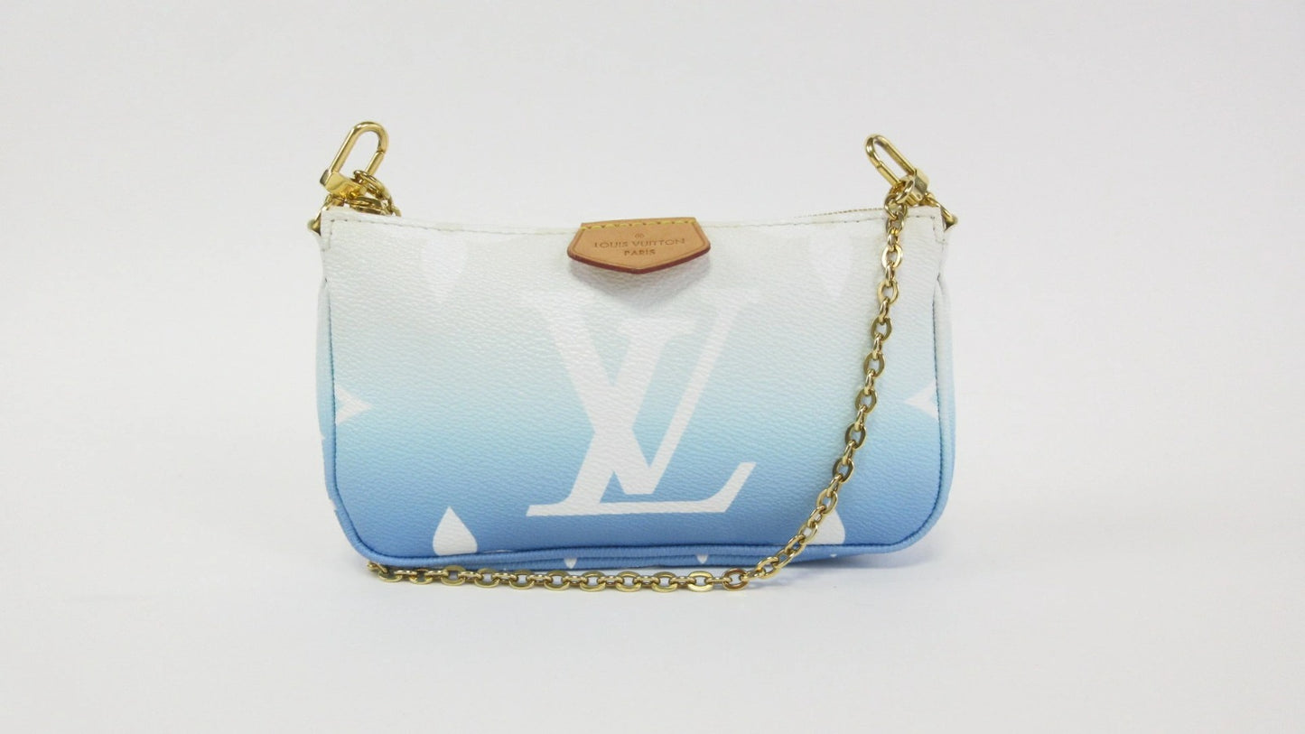 Louis Vuitton Monogram Giant Multi Pochette Accessoires M57633 Crossbody Bag