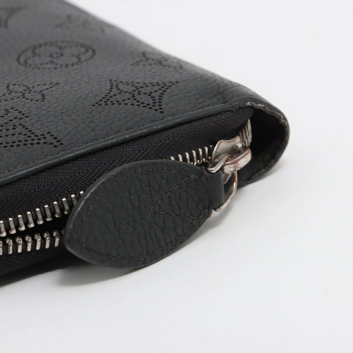 Louis Vuitton Mahina Zippy Wallet M61867 Long Wallet