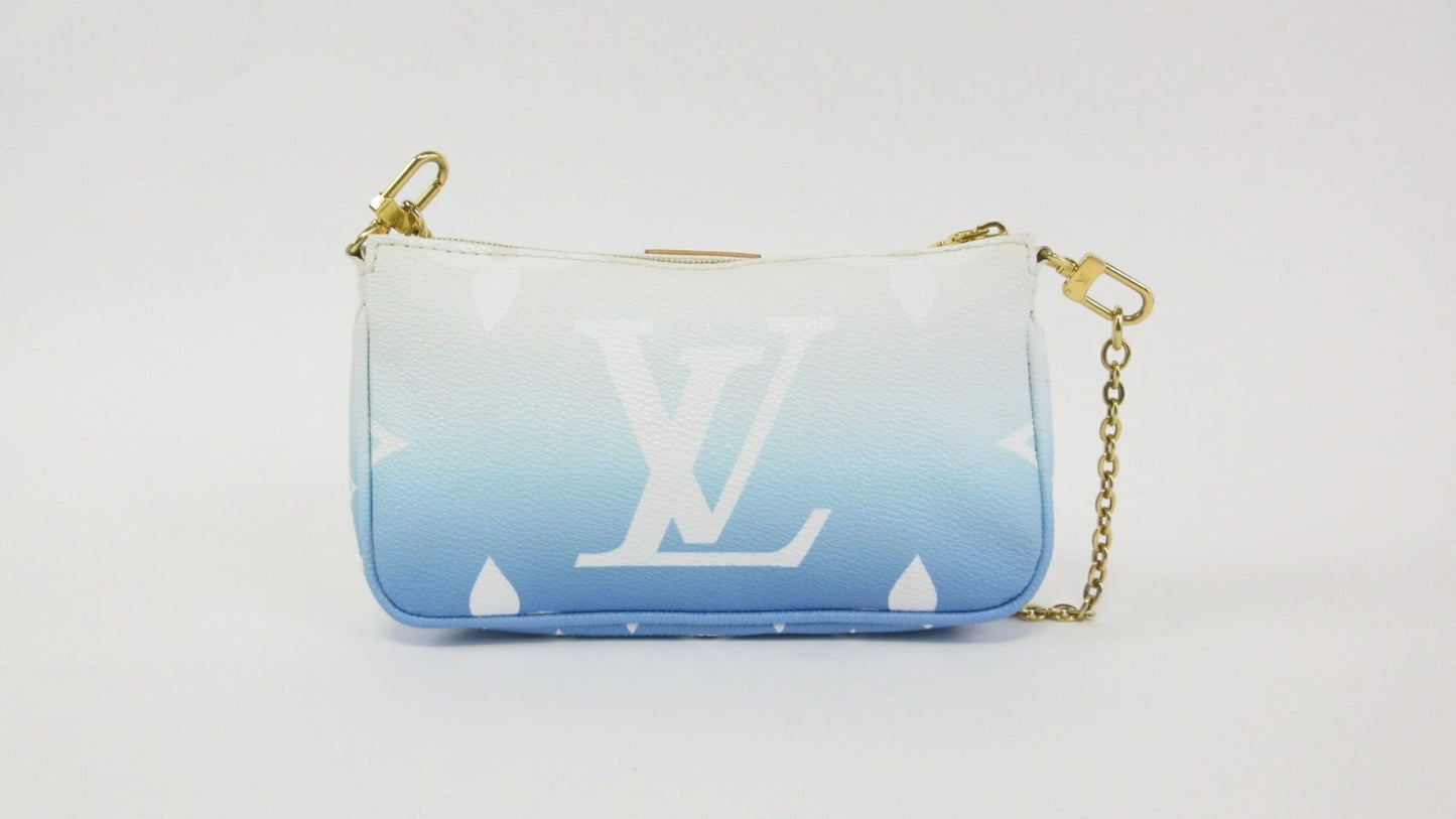 Louis Vuitton Monogram Giant Multi Pochette Accessoires M57633 Crossbody Bag