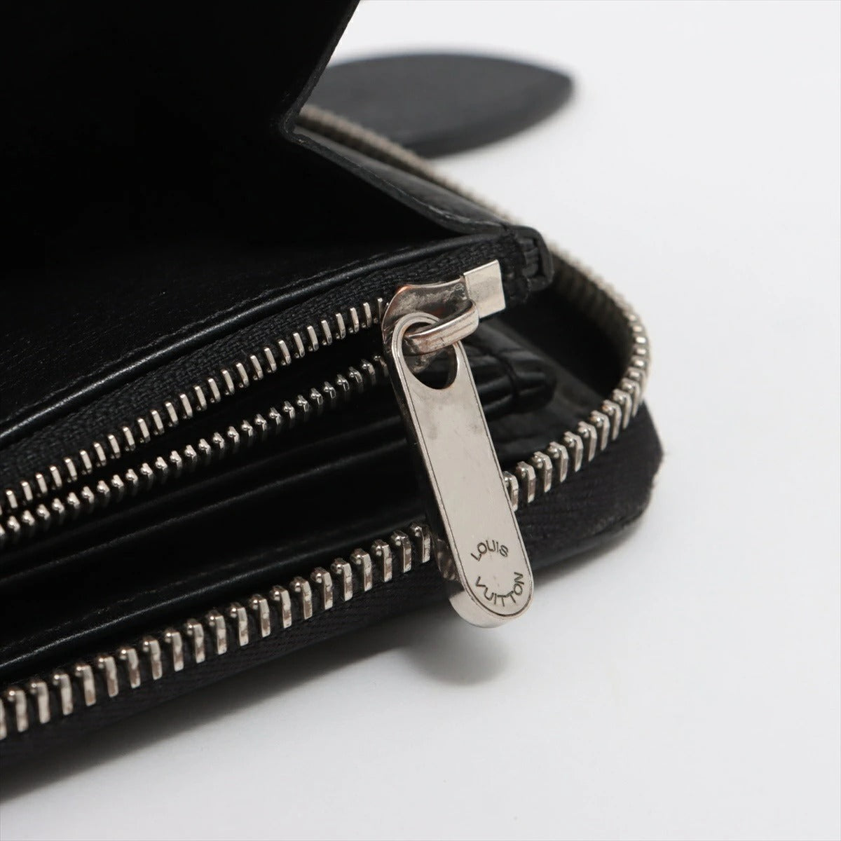 Louis Vuitton Mahina Zippy Wallet M61867 Long Wallet
