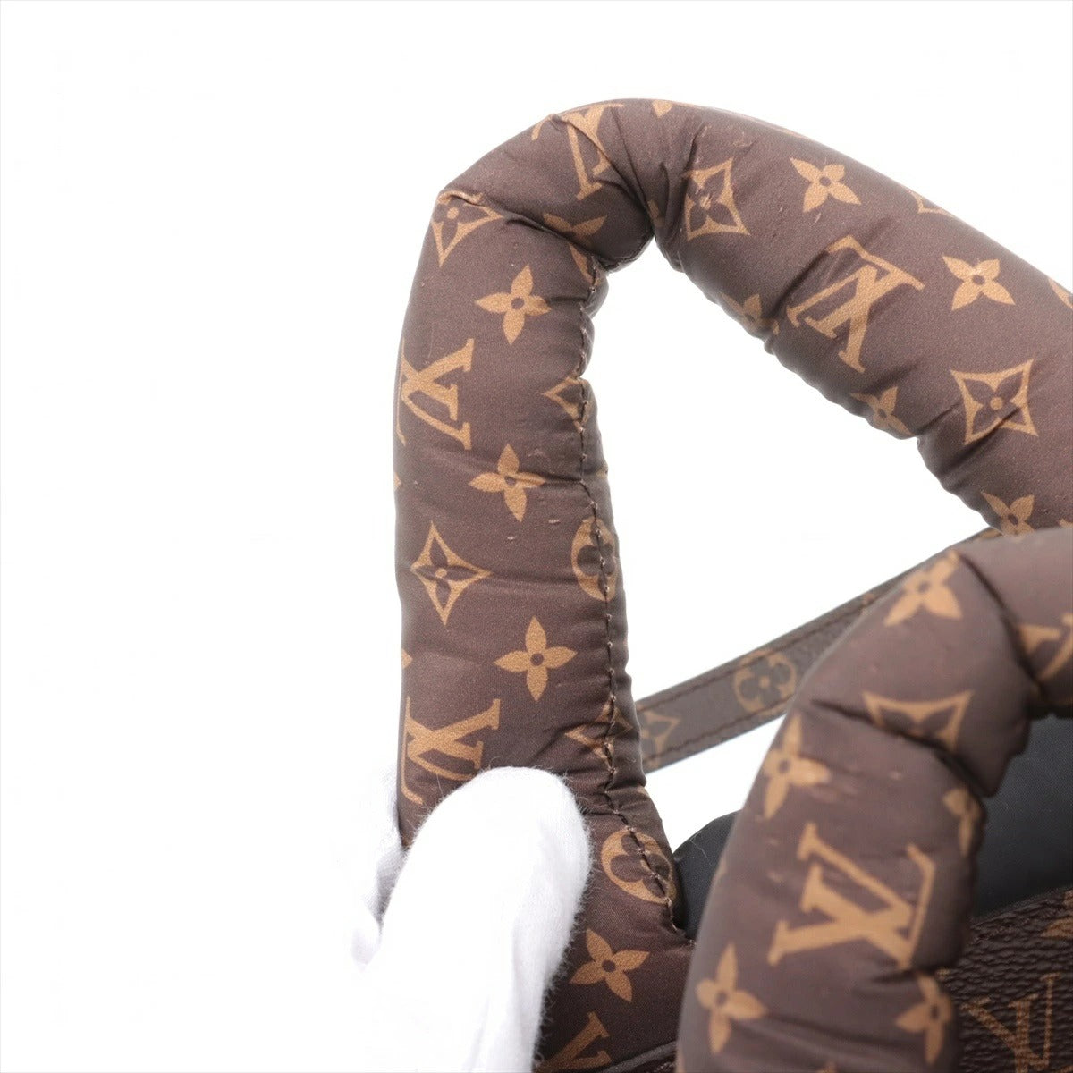 Louis Vuitton LV Pillow On The Go MM M21069 Tote Bag