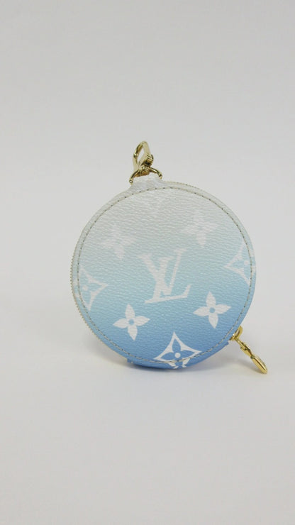 Louis Vuitton Monogram Giant Multi Pochette Accessoires M57633 Crossbody Bag