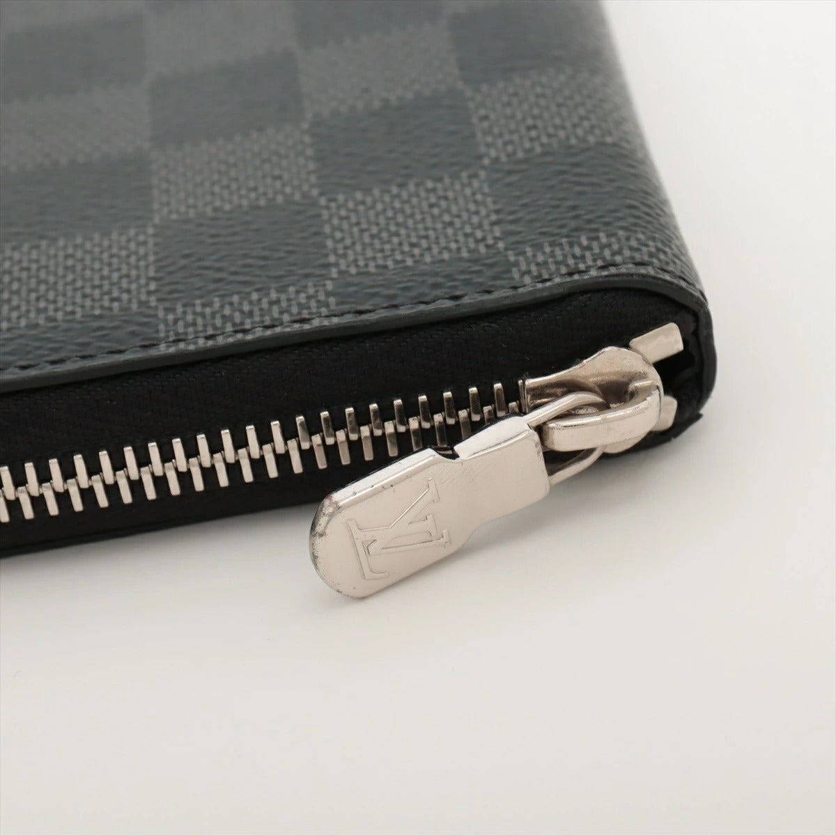 Louis Vuitton Damier Graphite Zippy Wallet Vertical N63095 Round Zip Long