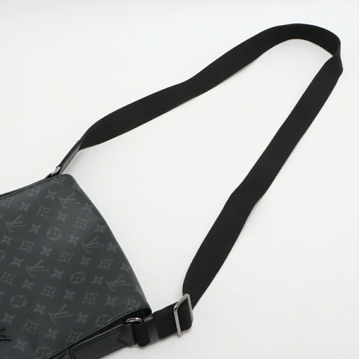 Louis Vuitton Monogram Eclipse District PM NM M44000 Messenger Bag