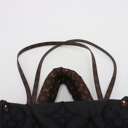 Louis Vuitton LV Pillow On The Go MM M21069 Tote Bag