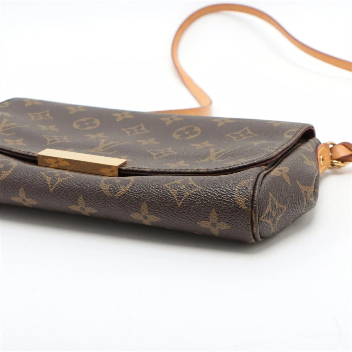 Louis Vuitton Monogram Favorite MM M40718 Messenger Bag Crossbody Bag