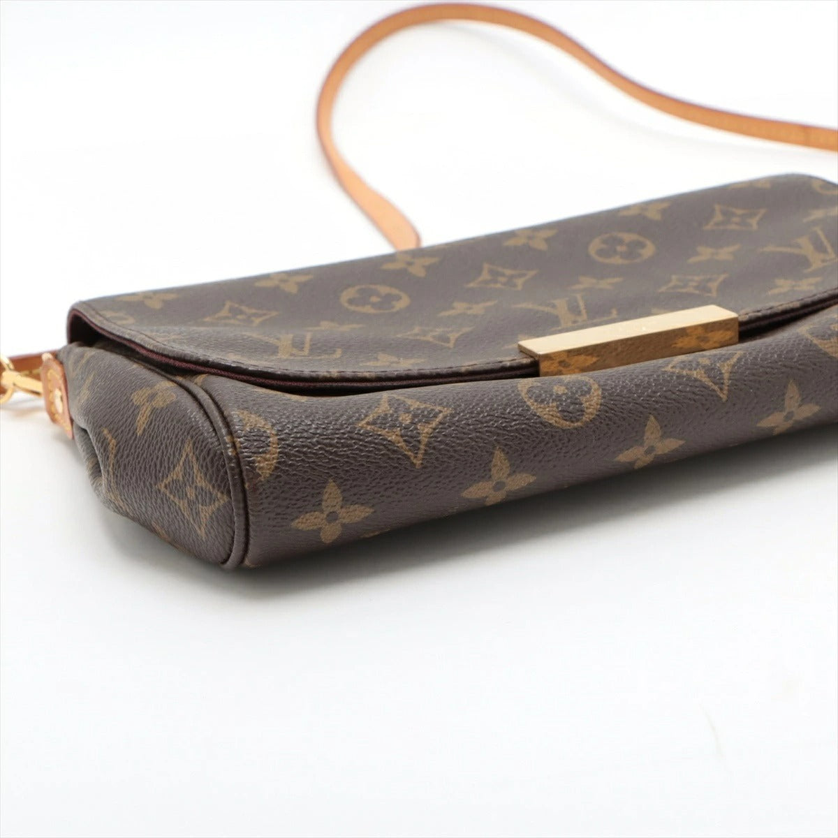 Louis Vuitton Monogram Favorite MM M40718 Messenger Bag Crossbody Bag