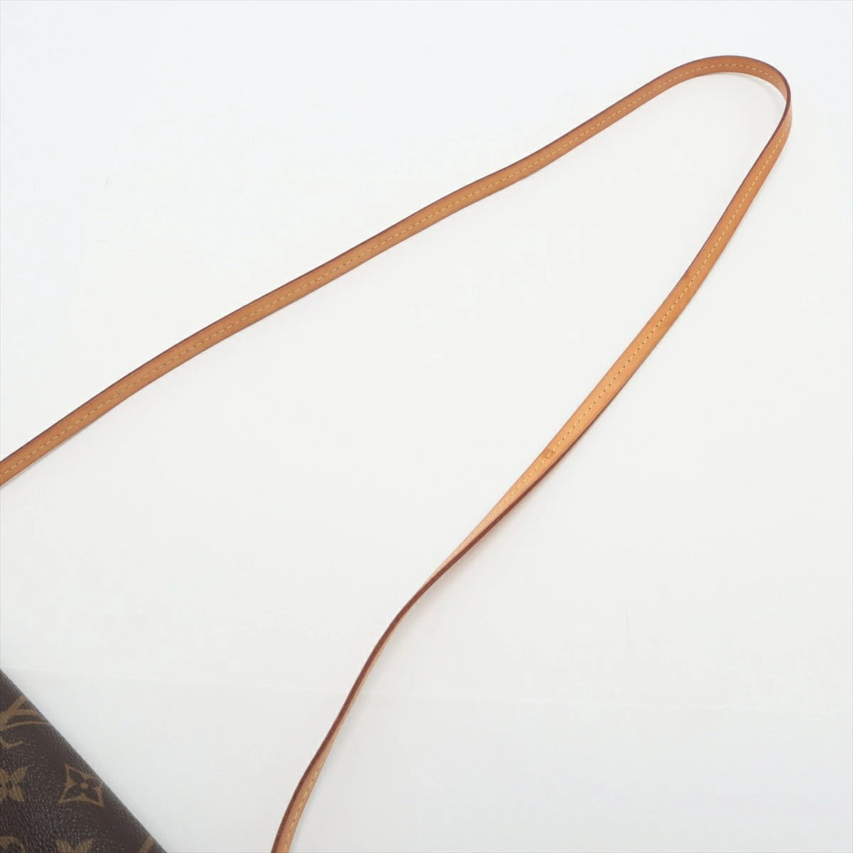 Louis Vuitton Monogram Favorite MM M40718 Messenger Bag Crossbody Bag