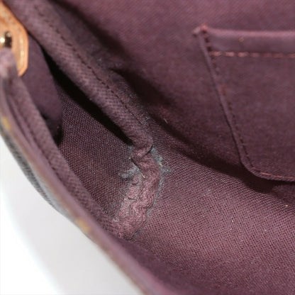 Louis Vuitton Monogram Favorite MM M40718 Messenger Bag Crossbody Bag
