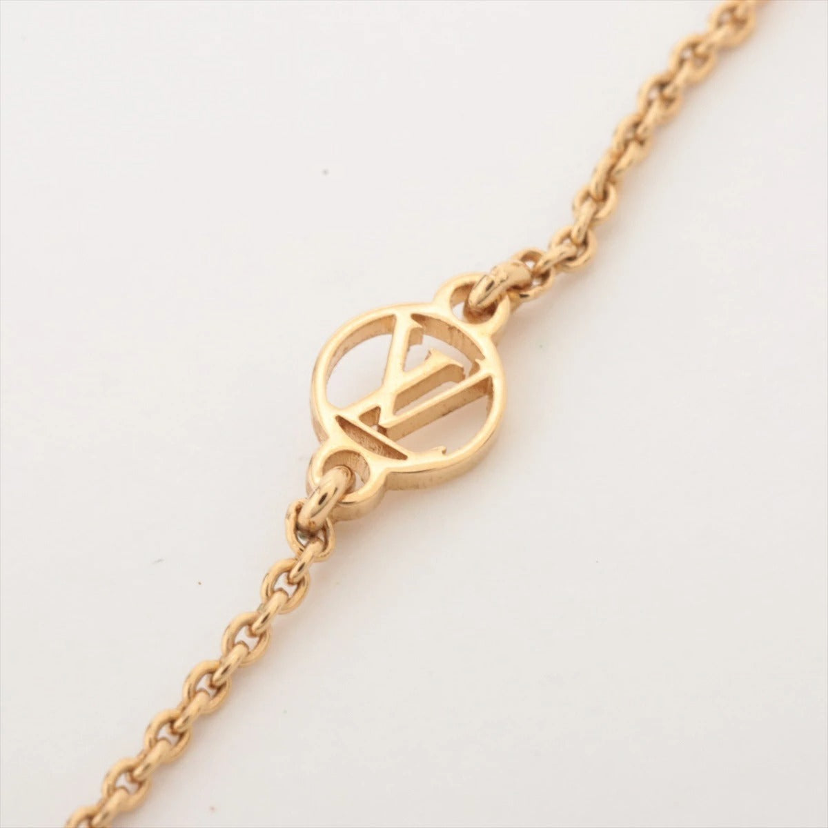 Louis Vuitton Boucle d'oreille Petit Louis Earrings M00390