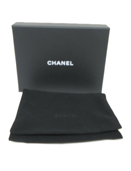 Chanel Matelasse Caviar Skin Compact Wallet, No. 31