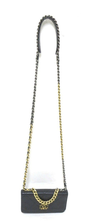 Chanel Chanel 19 Lambskin Chain Wallet, Black, 30s