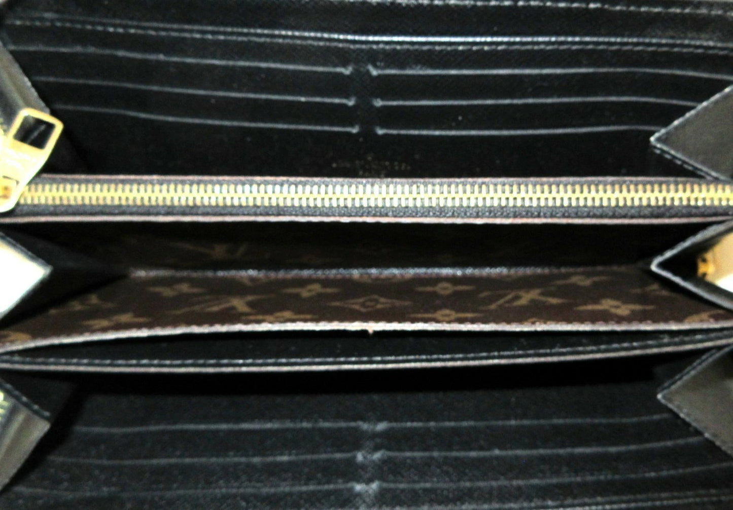 Louis Vuitton Monogram Zippy Wallet Retiro M61855