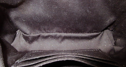 Yves Saint Laurent Paris Loulou Leather Shoulder Bag 678401